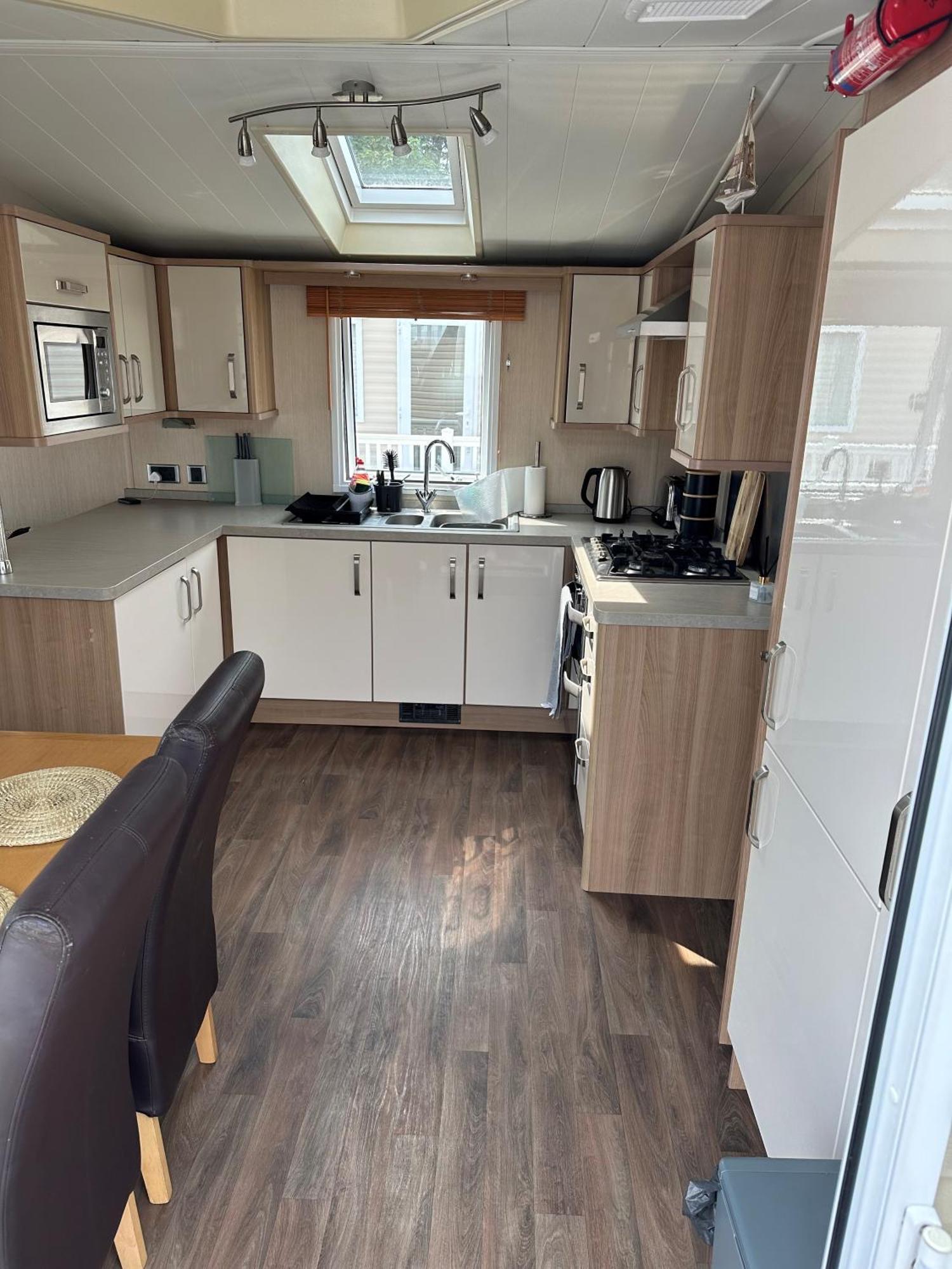 Sea Breeze Cabin 풀 외부 사진